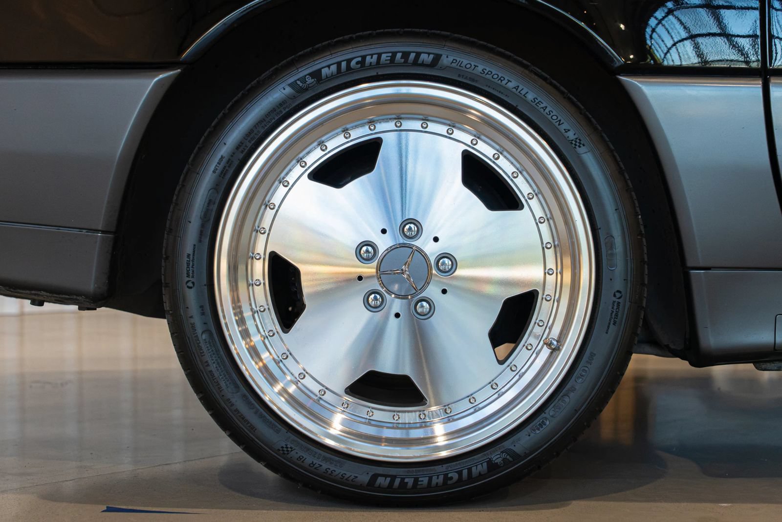 Used 1992 Mercedes-Benz 500 SL image 10