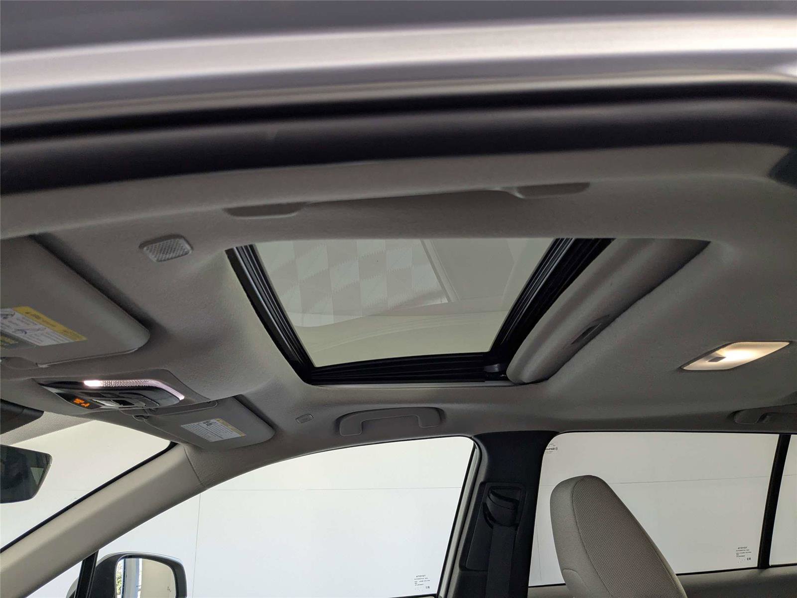 Certified 2024 Toyota Corolla Cross LE w/ Moonroof Package image 26