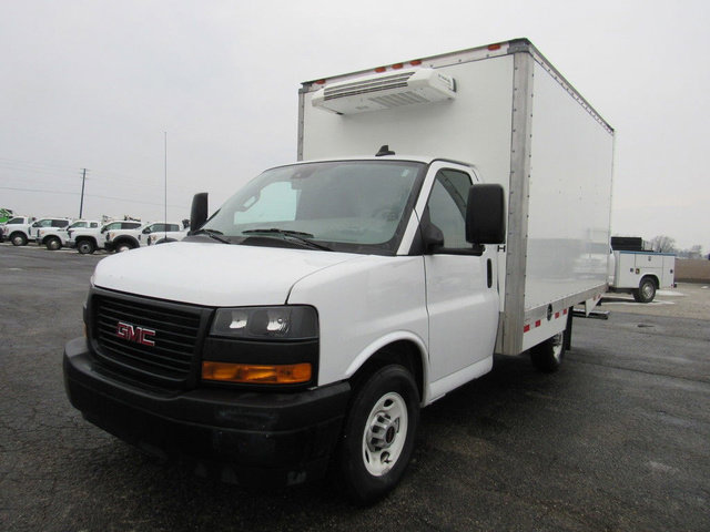 Used 2024 GMC Savana 3500 w/ Power Convenience Package image 7