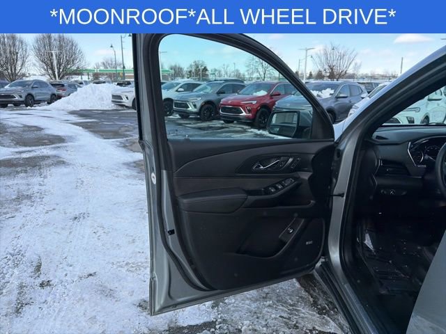 Used 2023 Chevrolet Traverse High Country w/ LPO, Floor Liner Package image 24