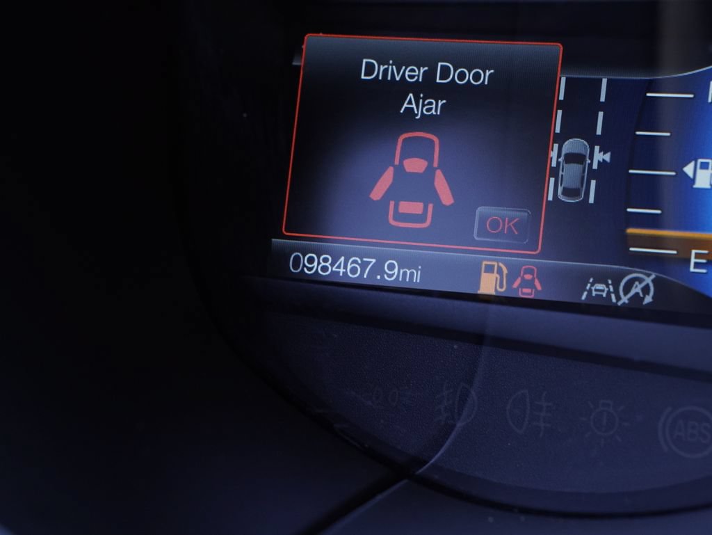 Used 2020 Ford Edge SEL w/ Convenience Package FWD image 16