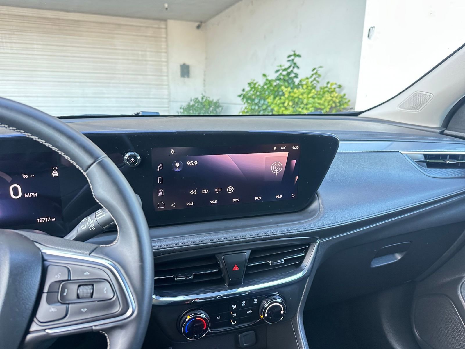 Used 2025 Buick Encore GX Preferred image 21