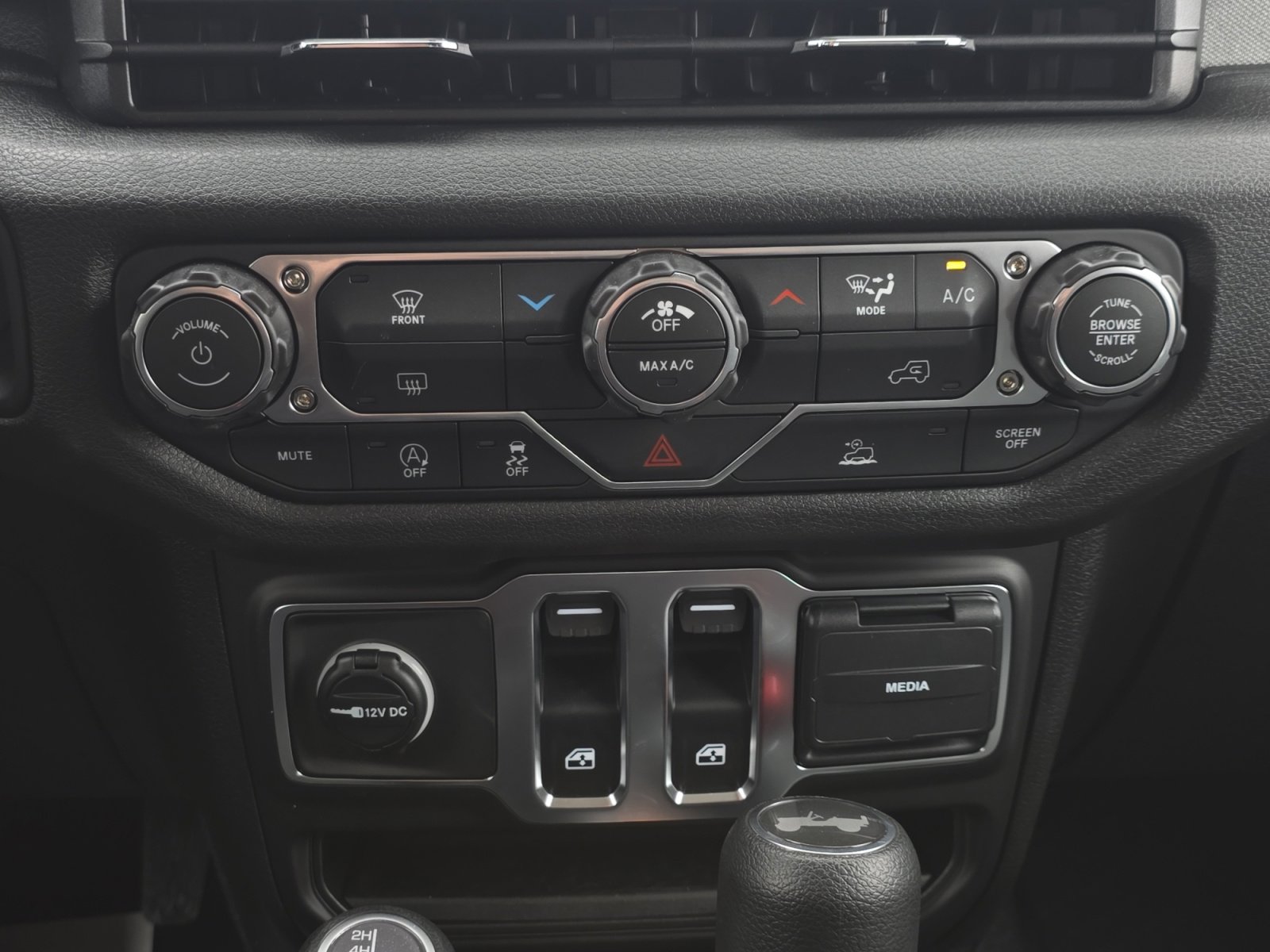 New 2026 Jeep Wrangler Sport image 25