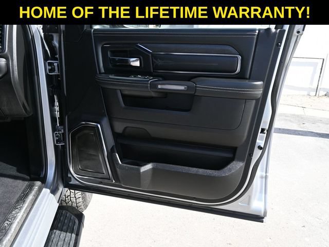 Used 2022 RAM 3500 Limited AWD/4WD image 82