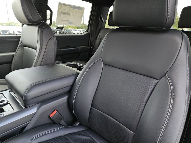 New 2025 Ford F150 Lariat image 24
