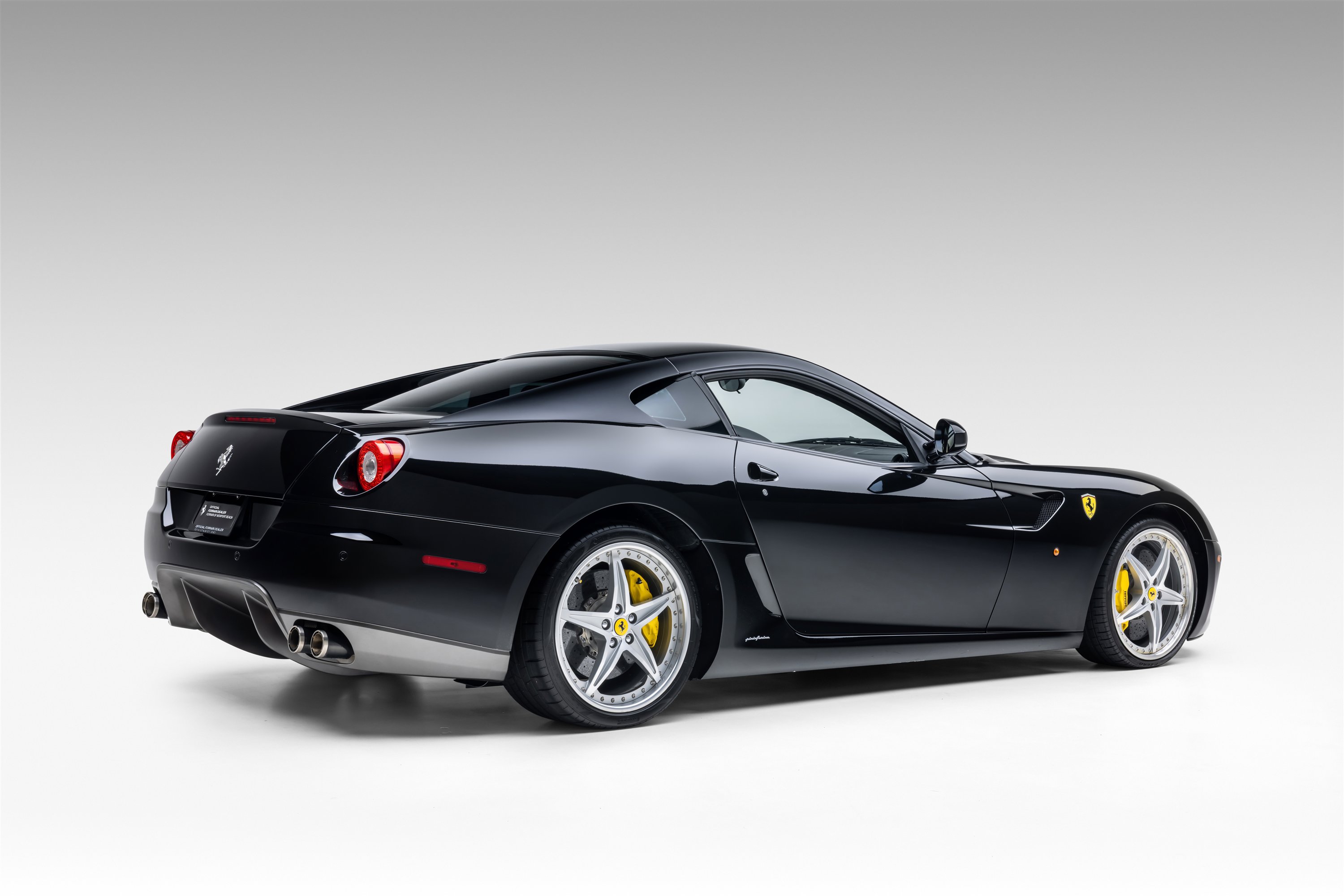 Used 2007 Ferrari 599 GTB Fiorano RWD image 14