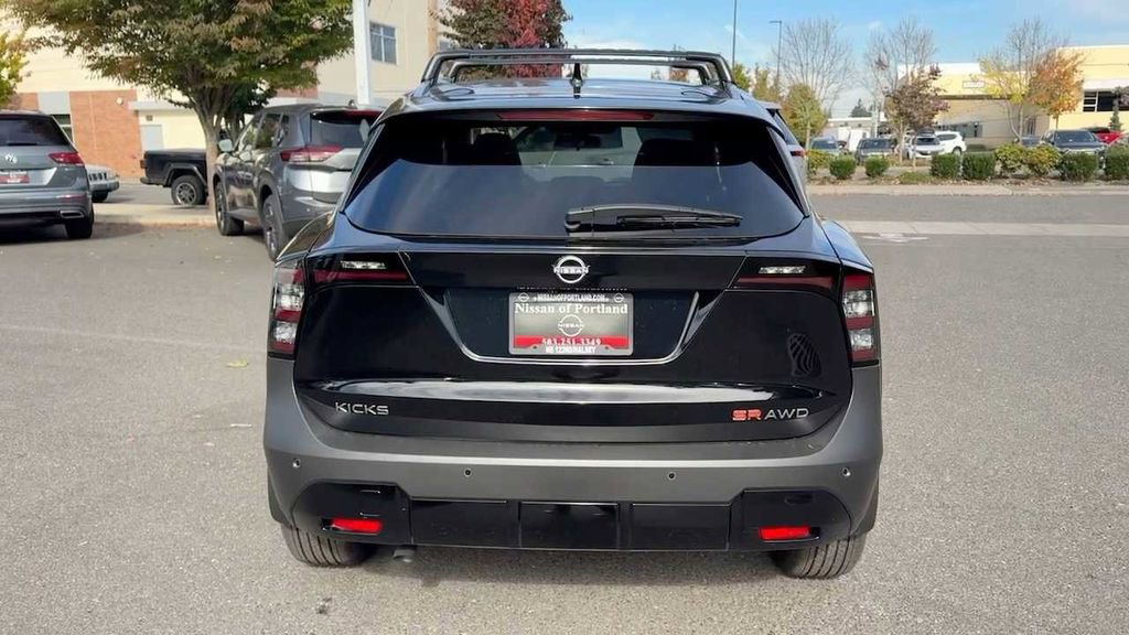 New 2026 Nissan Kicks SR w/ SR Premium Package image 10