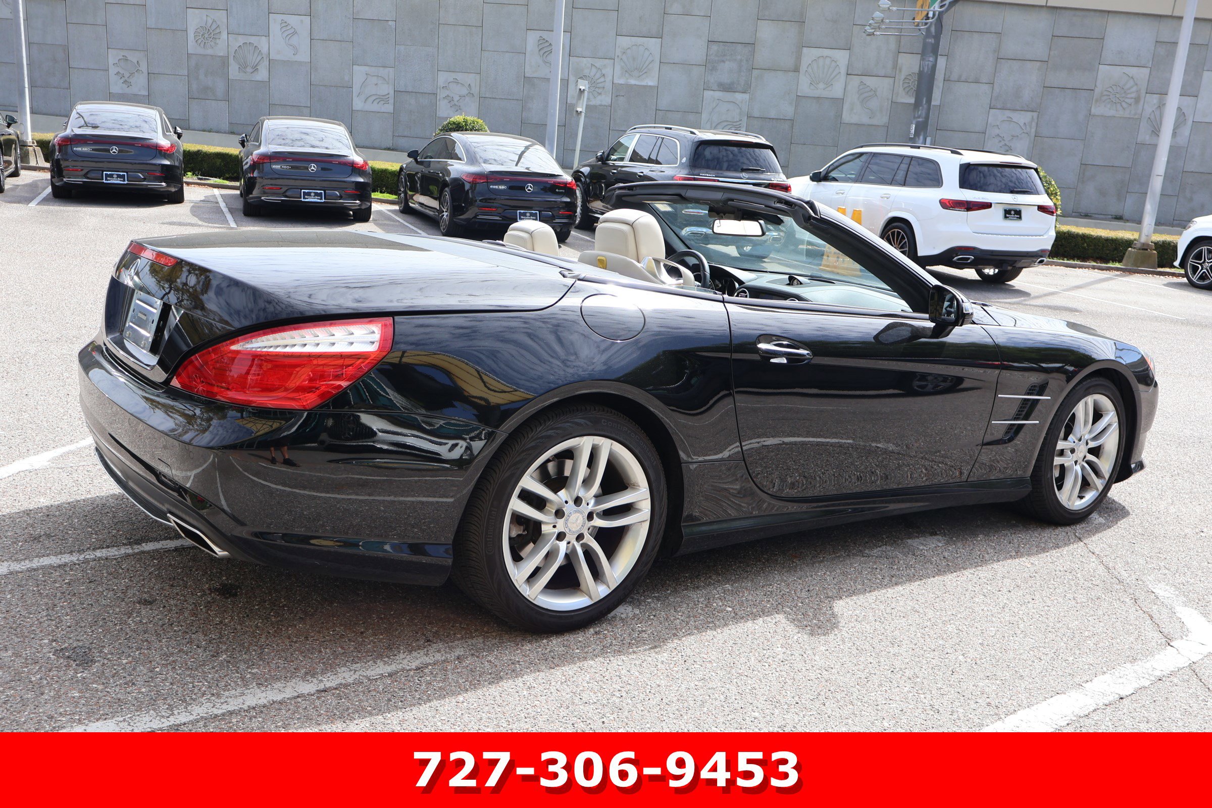 Used 2013 Mercedes-Benz SL 550 image 11