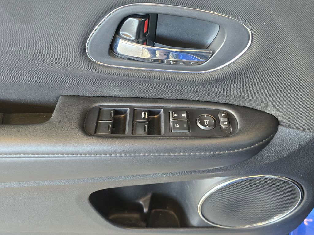 Used 2018 Honda HR-V EX image 34
