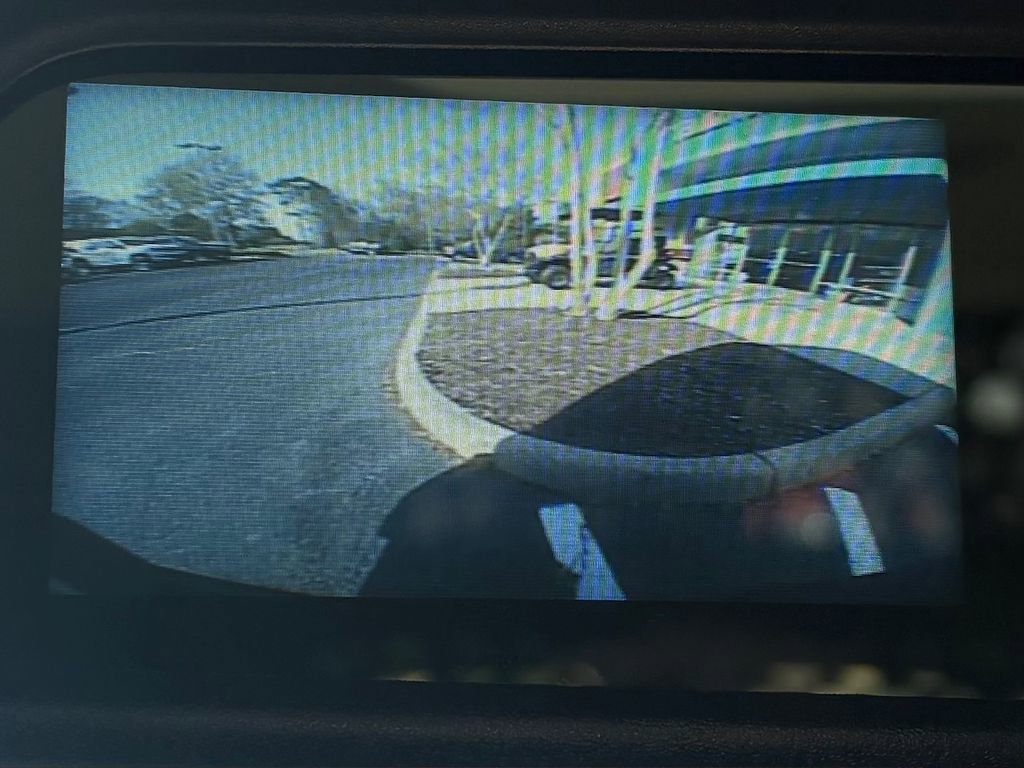 Used 2024 GMC Savana 2500 w/ Driver Convenience Package image 6