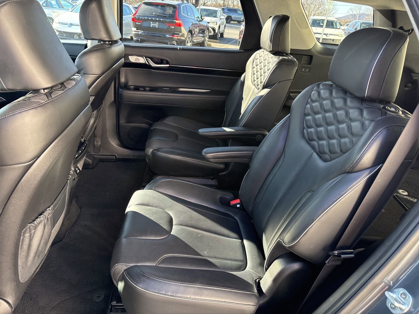 Used 2021 Hyundai Palisade Limited image 17