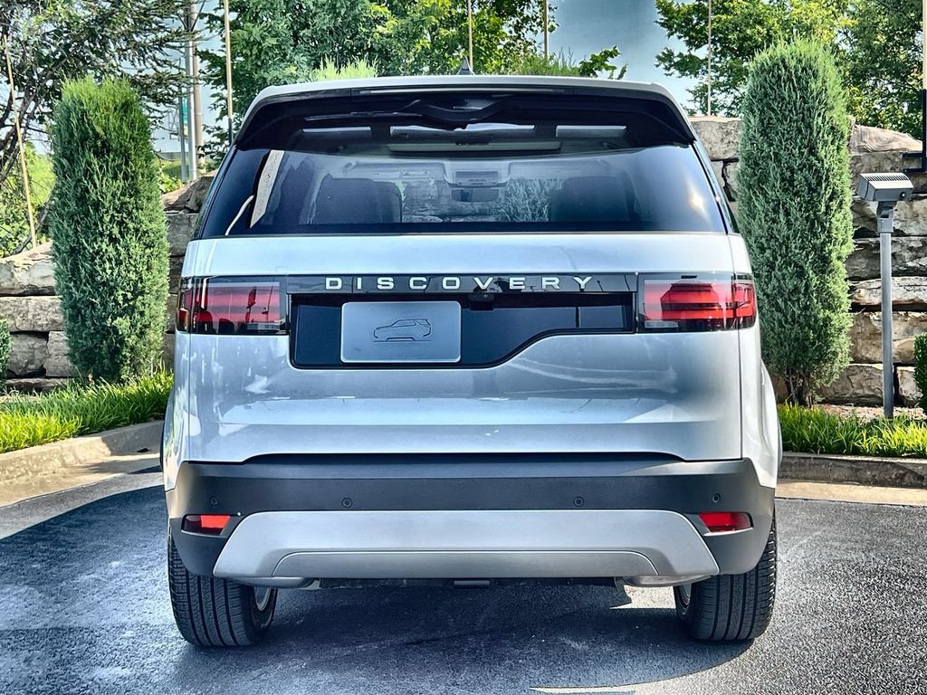 Used 2026 Land Rover Discovery S AWD/4WD image 4