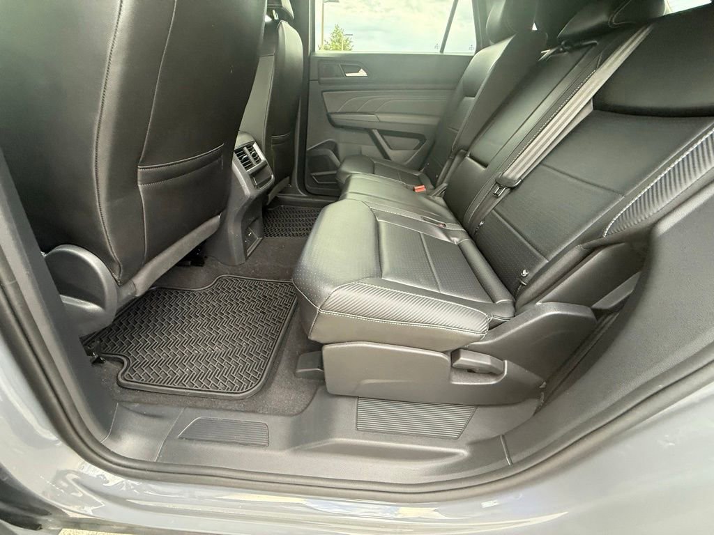 Used 2021 Volkswagen Atlas Cross Sport SE image 26