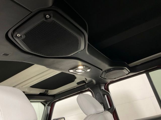 Used 2021 Jeep Gladiator Overland image 24