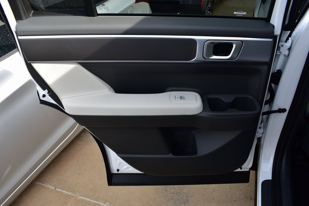 New 2026 Hyundai Santa Fe SE image 18