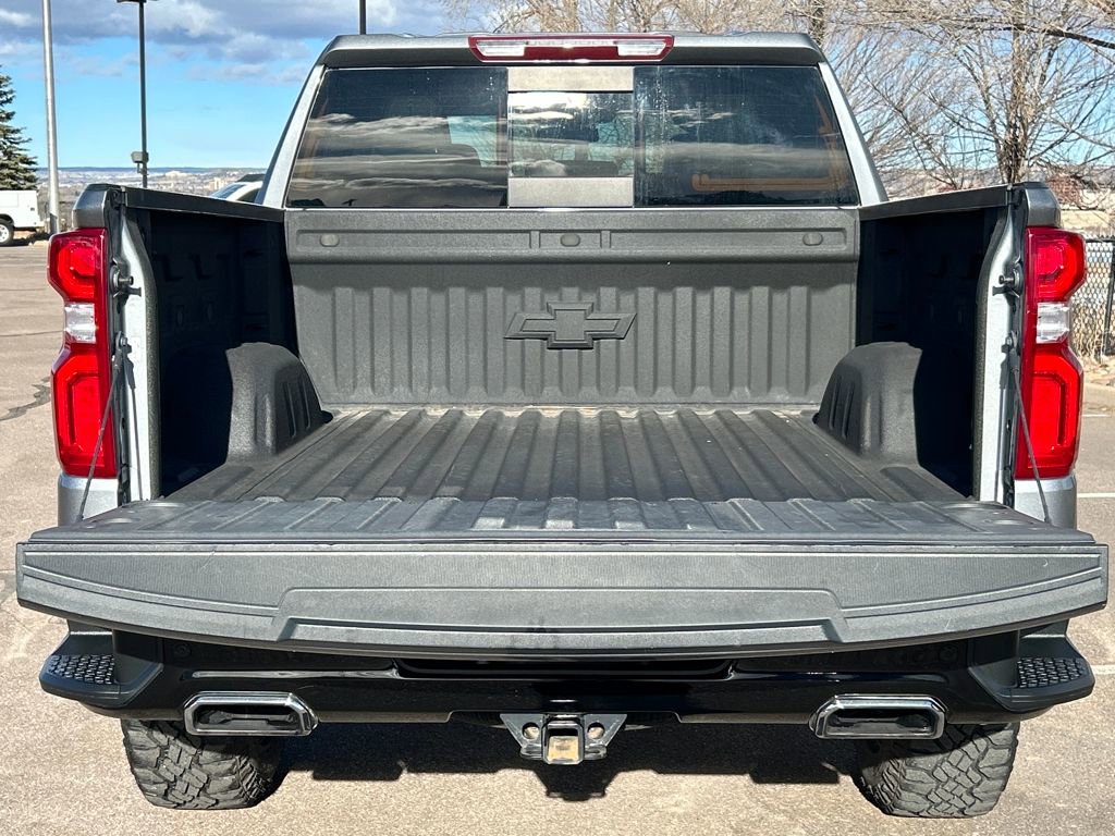 Used 2021 Chevrolet Silverado 1500 LT Trail Boss w/ Convenience Package II image 5