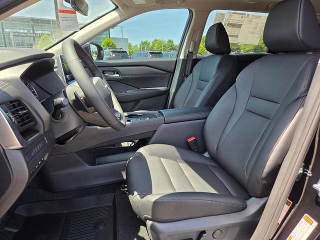 New 2026 Nissan Rogue Dark Armor FWD image 7