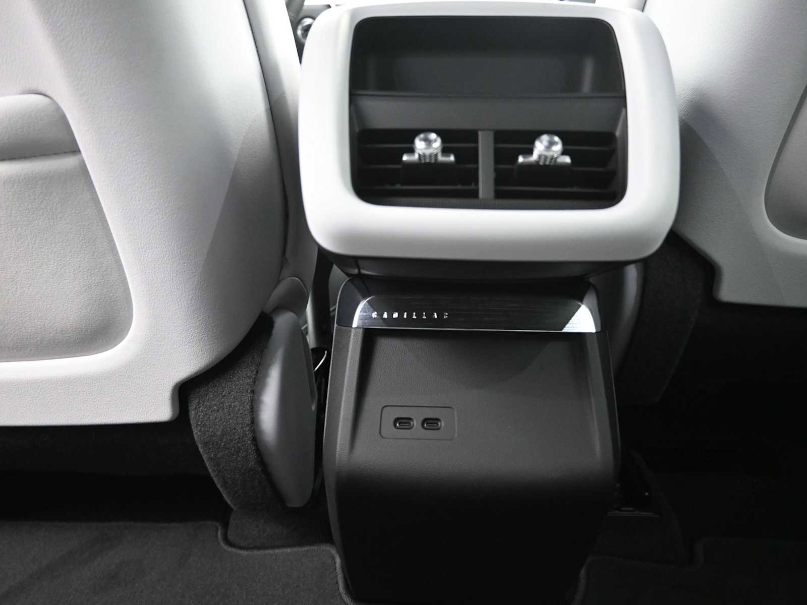 New 2025 Cadillac Lyriq Sport image 24