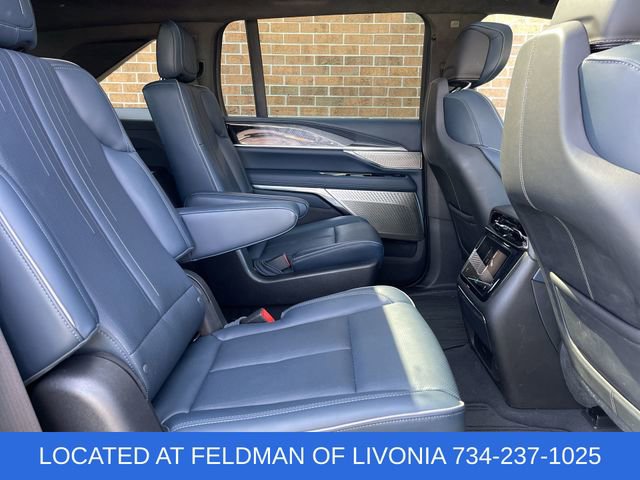 Used 2025 Cadillac Escalade IQ Luxury 2 w/ LPO, Premium Carpet Package image 26