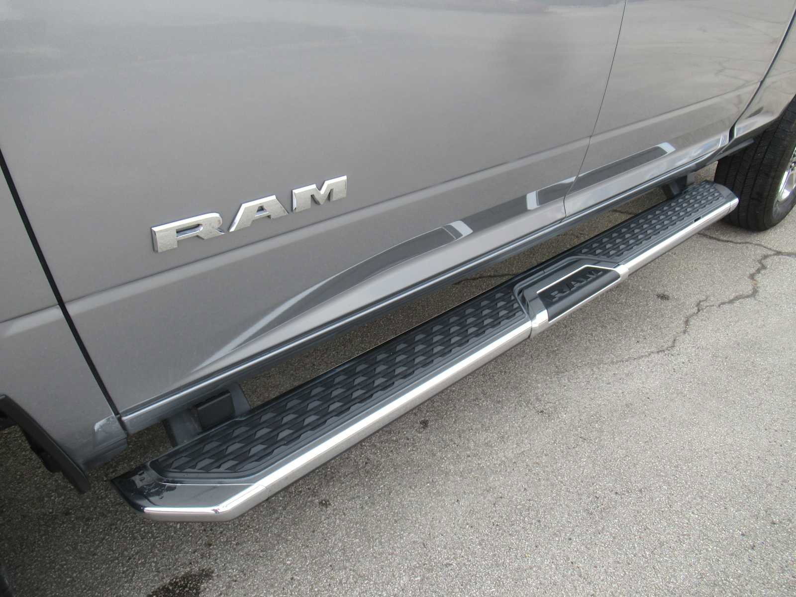 Used 2024 RAM 2500 Big Horn image 16