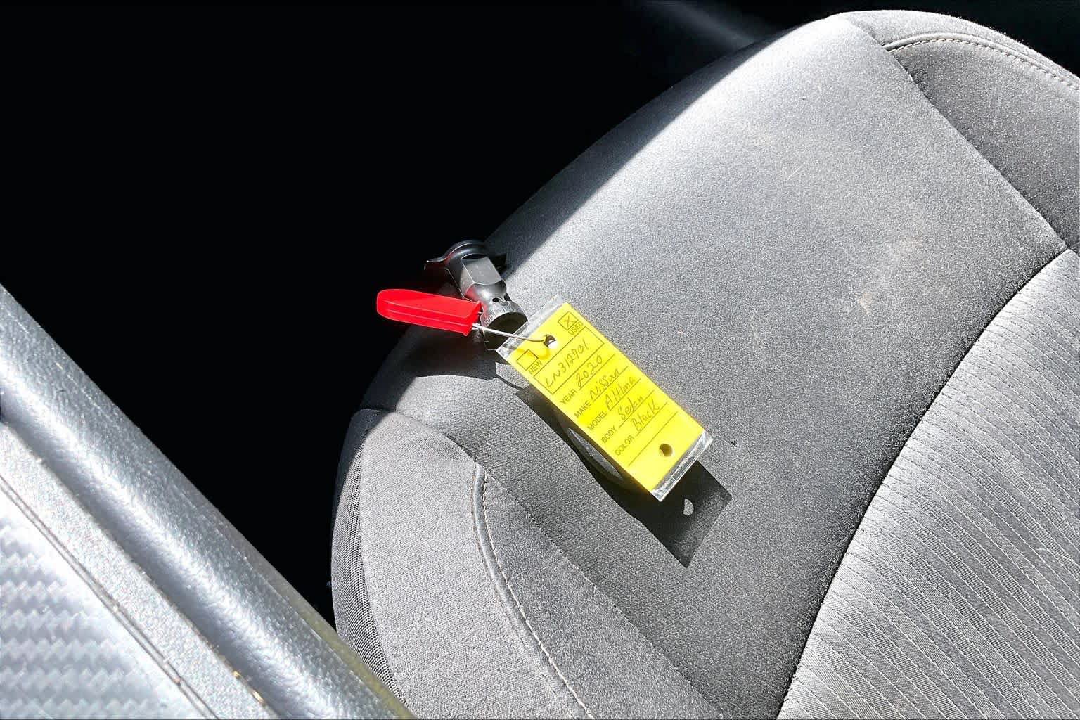 Used 2020 Nissan Altima 2.5 S FWD image 14