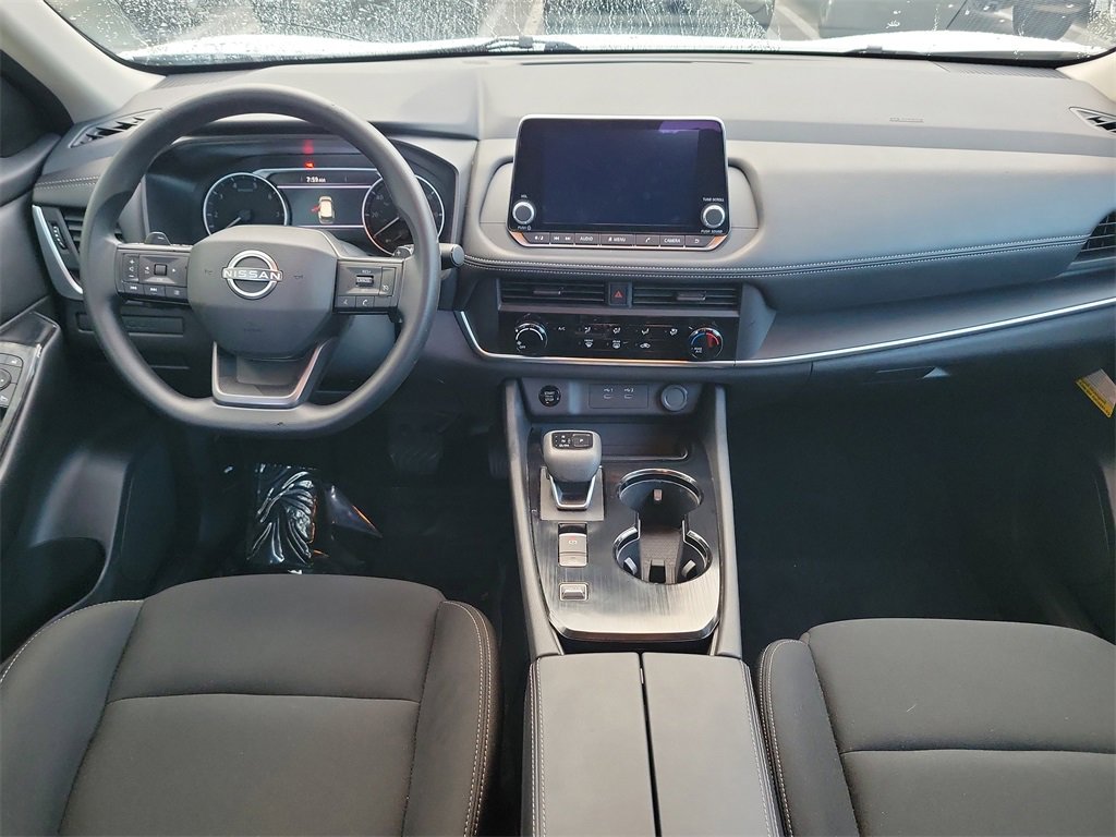 Certified 2025 Nissan Rogue S image 9