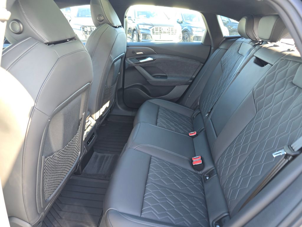 New 2025 Audi S6 e-tron Prestige image 16