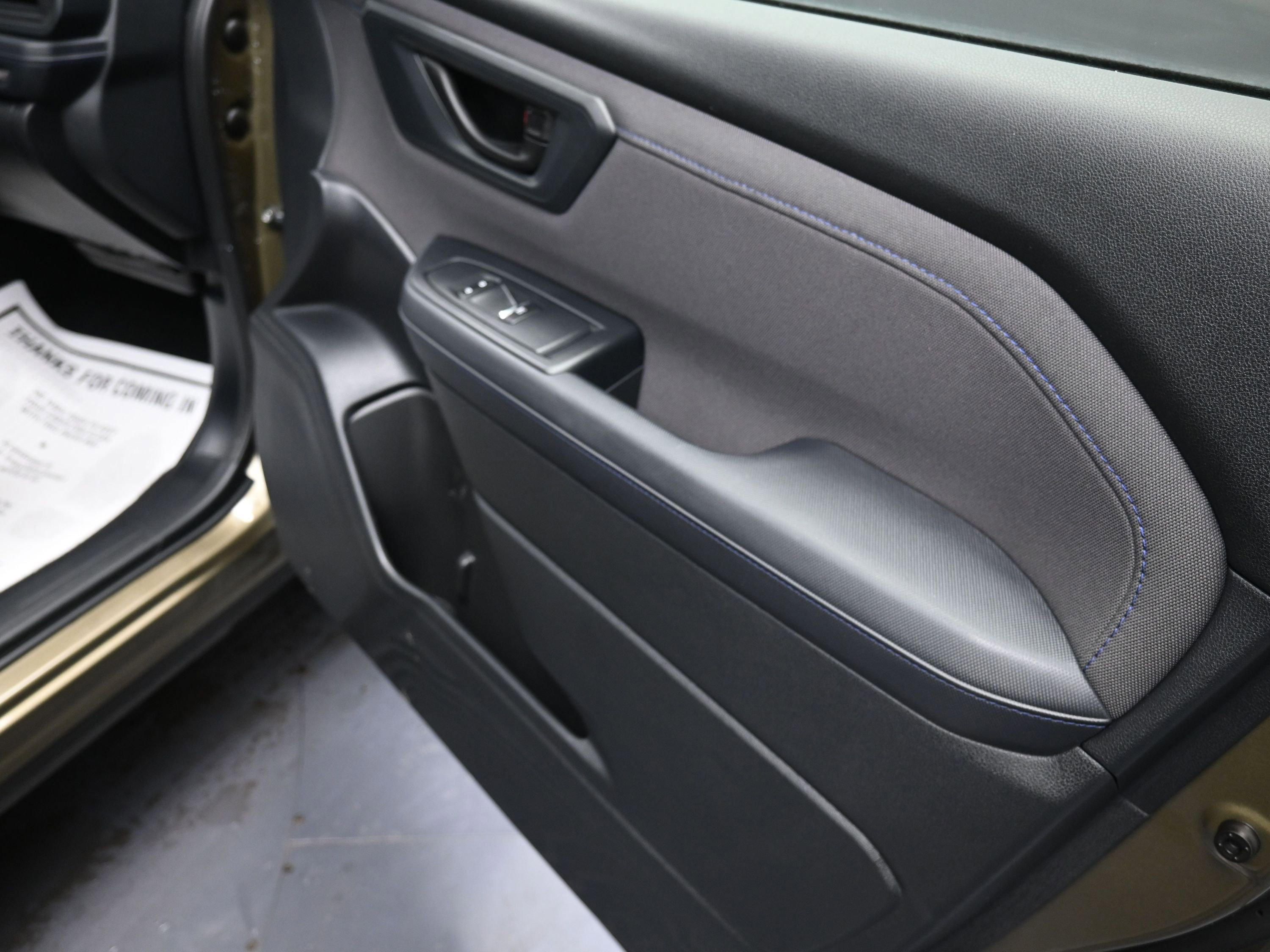 Used 2025 Subaru Forester Premium image 28