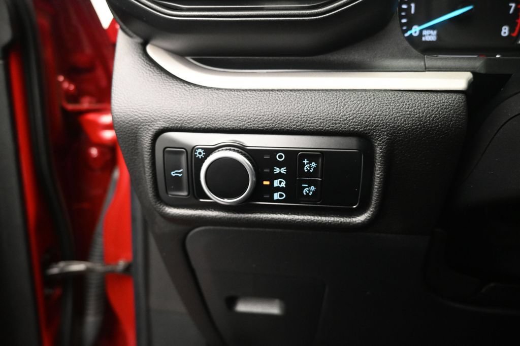 Certified 2023 Ford Explorer XLT RWD image 13