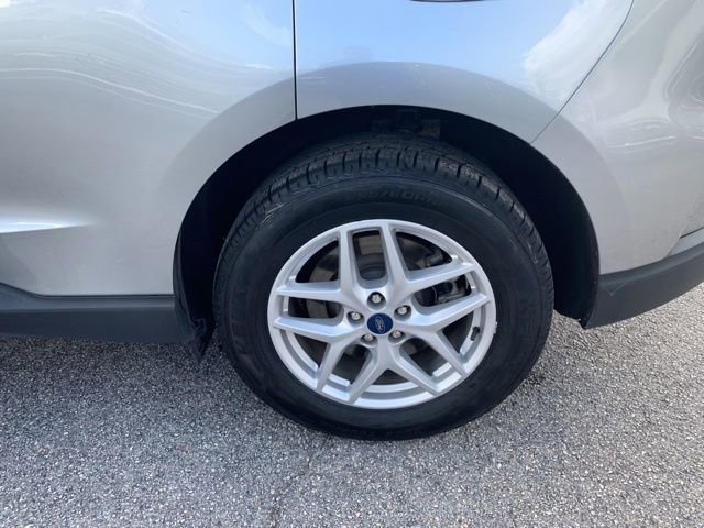 Used 2022 Ford Edge SEL image 40