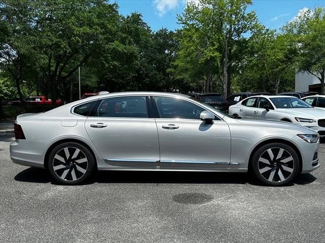 New 2024 Volvo S90 T8 Ultimate w/ Lounge Package image 3