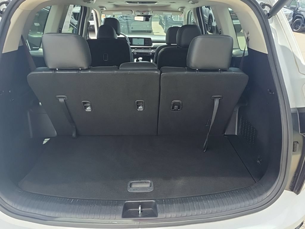 Certified 2024 Kia Telluride EX w/ EX Captain's Chair Package AWD/4WD image 25