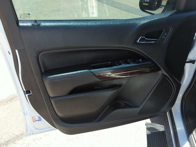Used 2019 GMC Canyon SLE w/ Elevation Edition RWD image 17