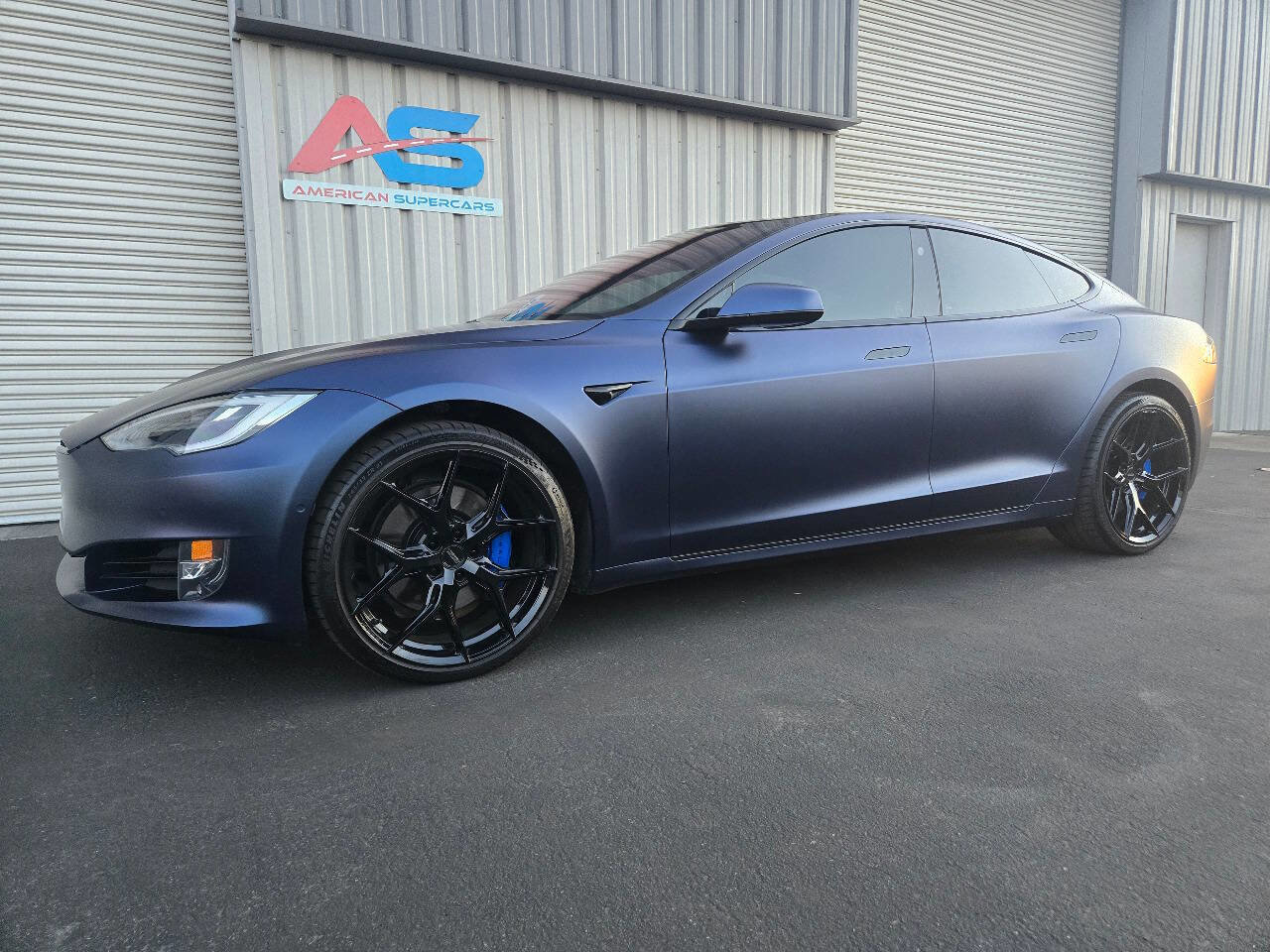 Used 2020 Tesla Model S Performance AWD/4WD image 2