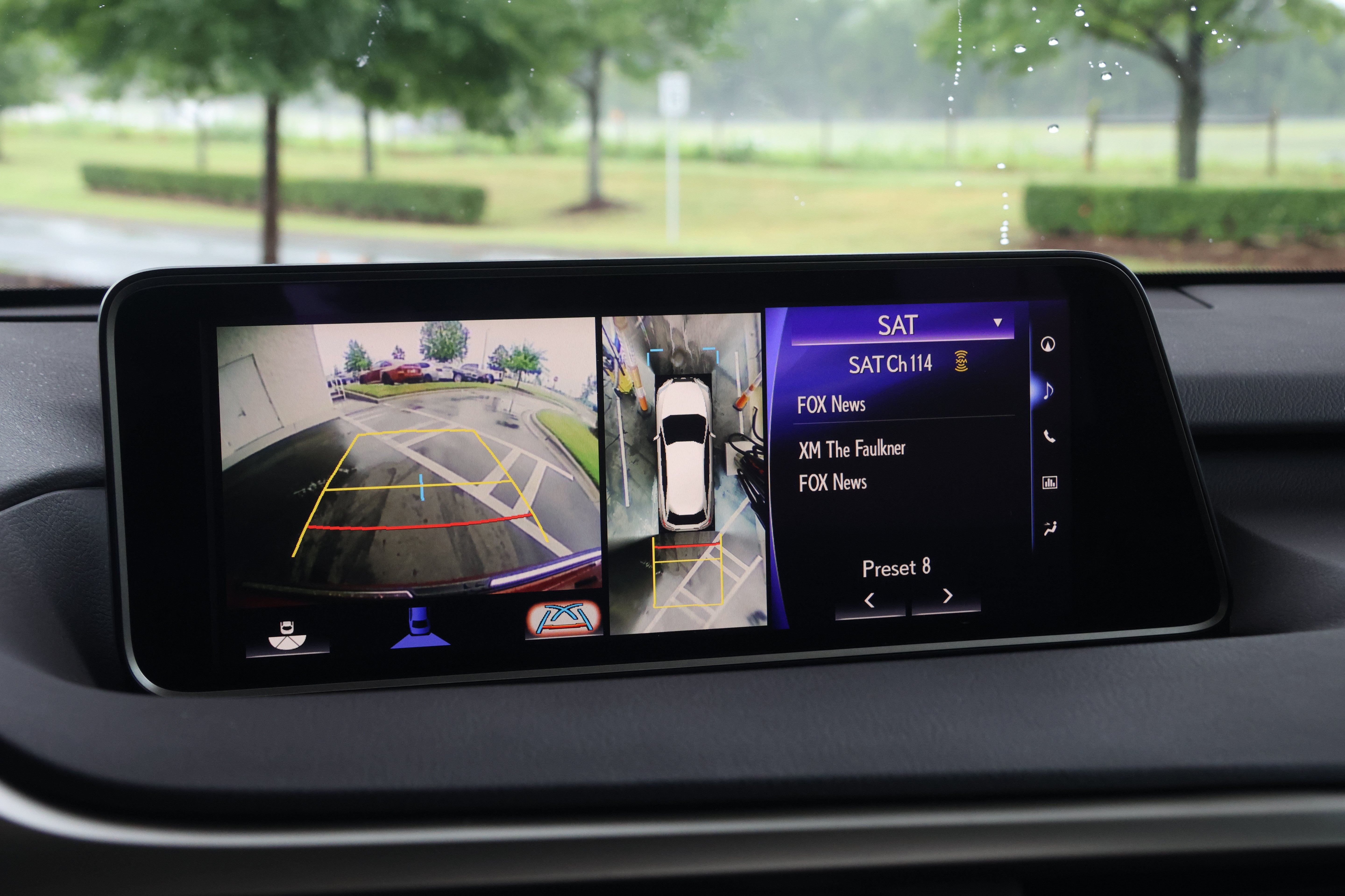 Used 2019 Lexus RX 450h AWD w/ Luxury Package image 24