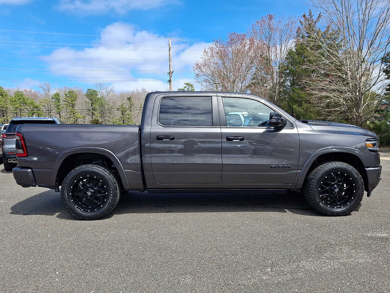 Used 2023 RAM 1500 Limited AWD/4WD image 7
