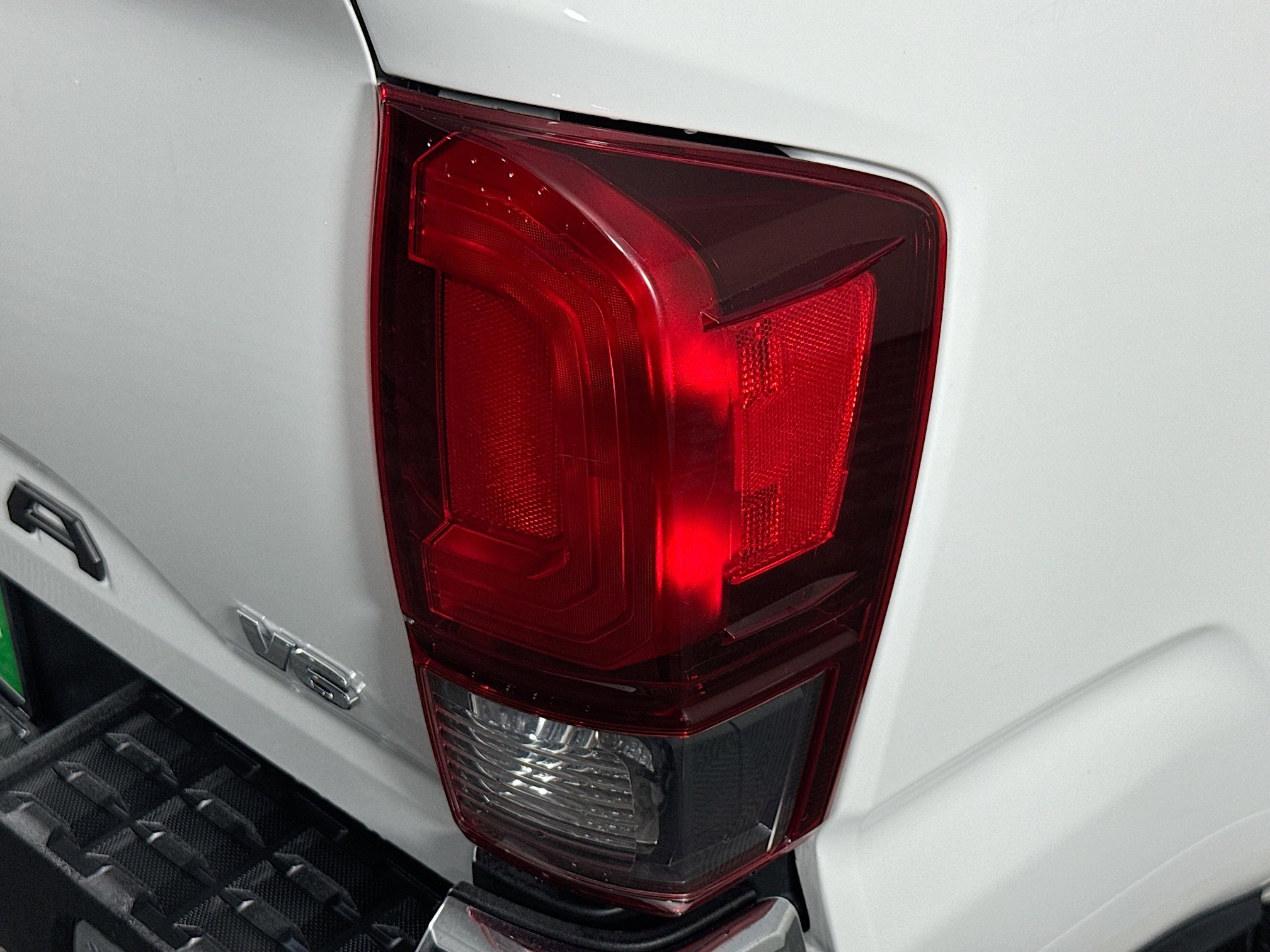 Used 2020 Toyota Tacoma SR5 image 58