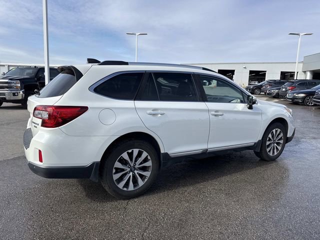Used 2017 Subaru Outback 3.6R Touring w/ Popular Package #5A image 2