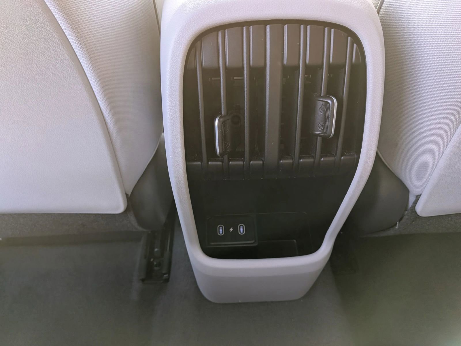 Used 2024 Hyundai Kona SEL image 37