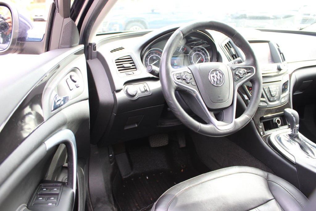 Used 2015 Buick Regal Premium w/ Experience Buick Package FWD image 10