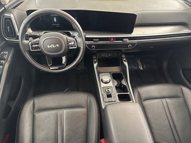 Certified 2025 Kia Sorento EX image 24