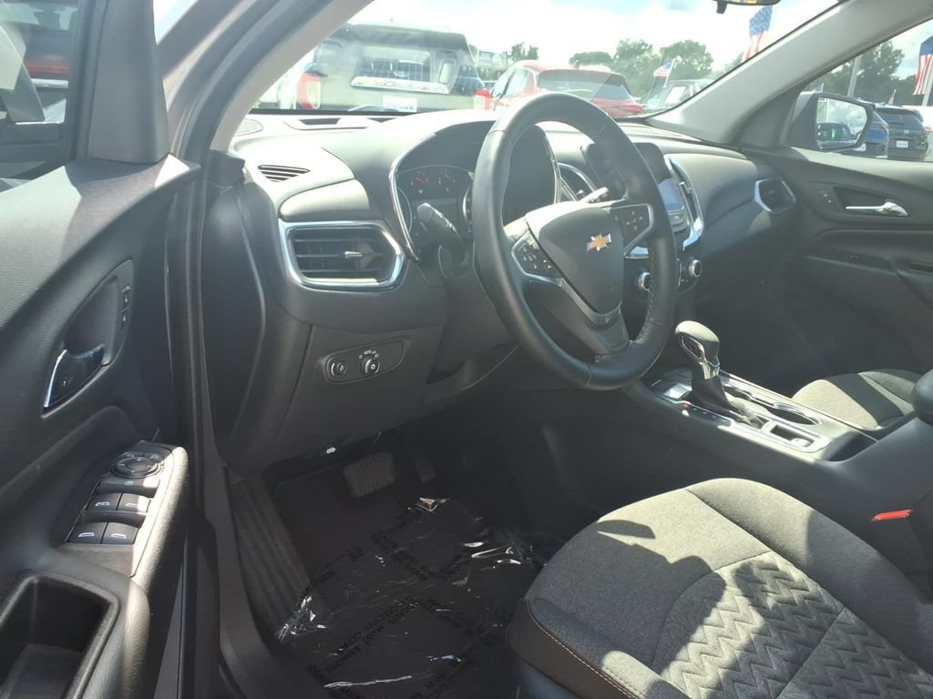 Used 2023 Chevrolet Equinox LT AWD/4WD image 10