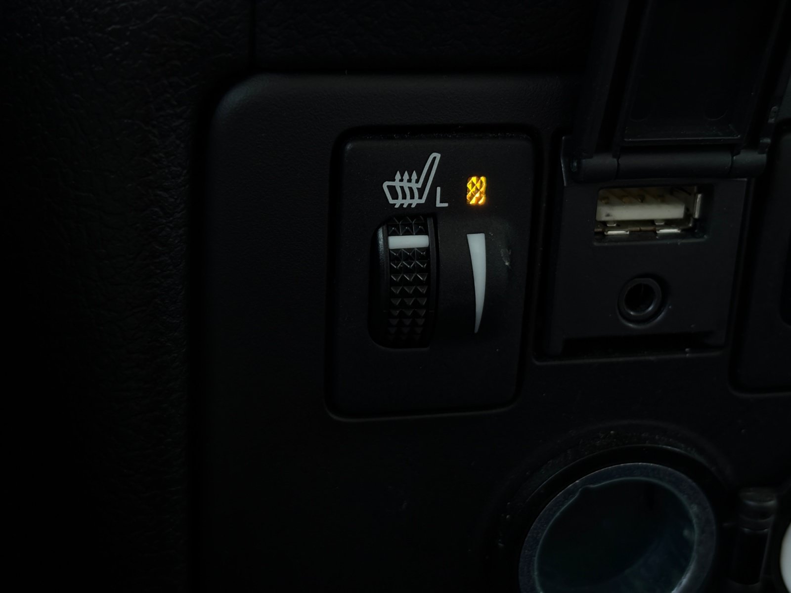Used 2019 Toyota Sienna Limited Premium FWD image 26