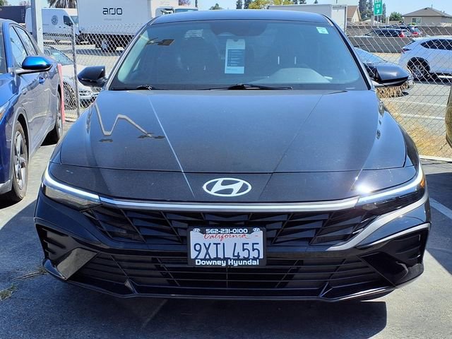 Certified 2025 Hyundai Elantra Sport FWD image 2