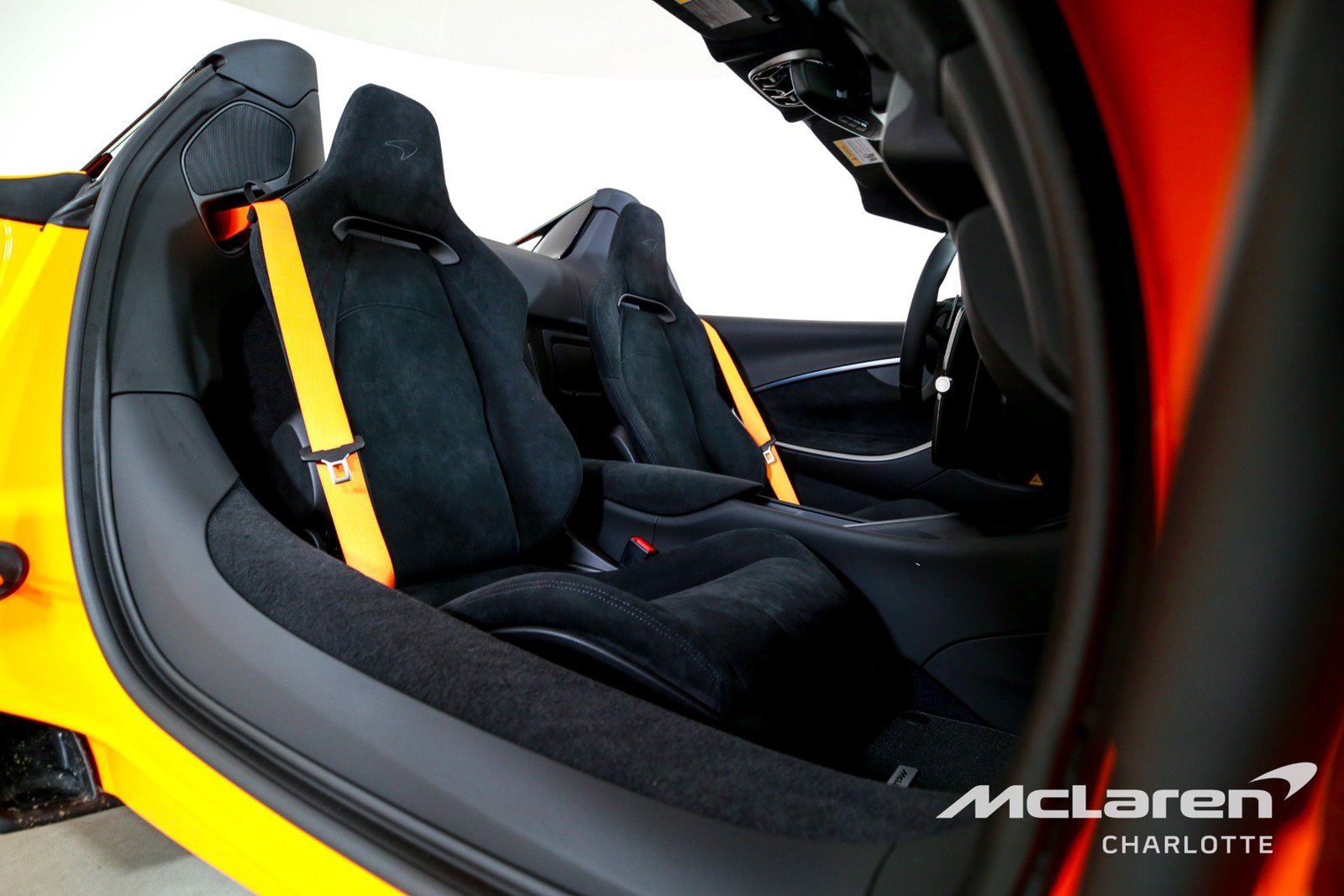New 2026 McLaren Artura Spider RWD image 19