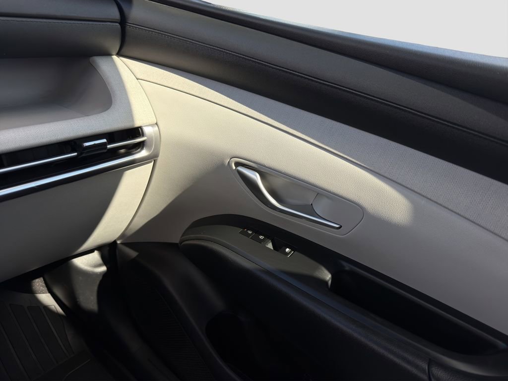 Used 2025 Hyundai Tucson SEL image 17