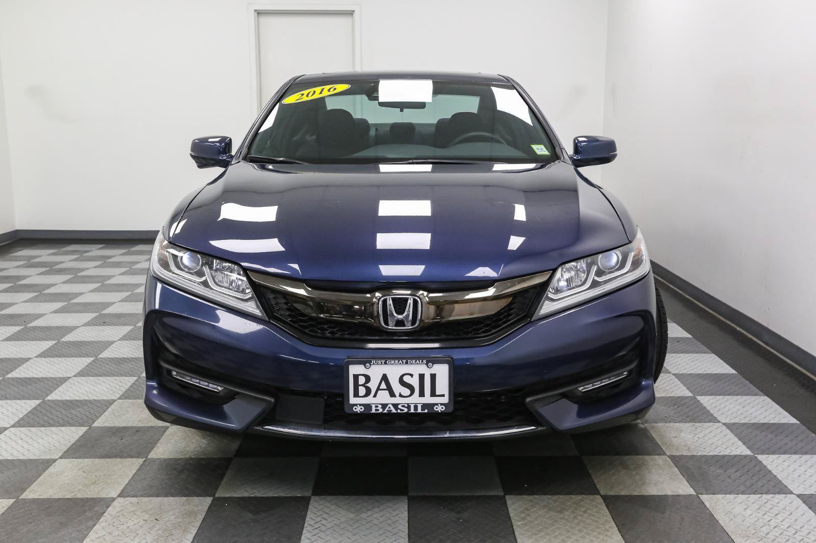 Used 2016 Honda Accord EX image 3
