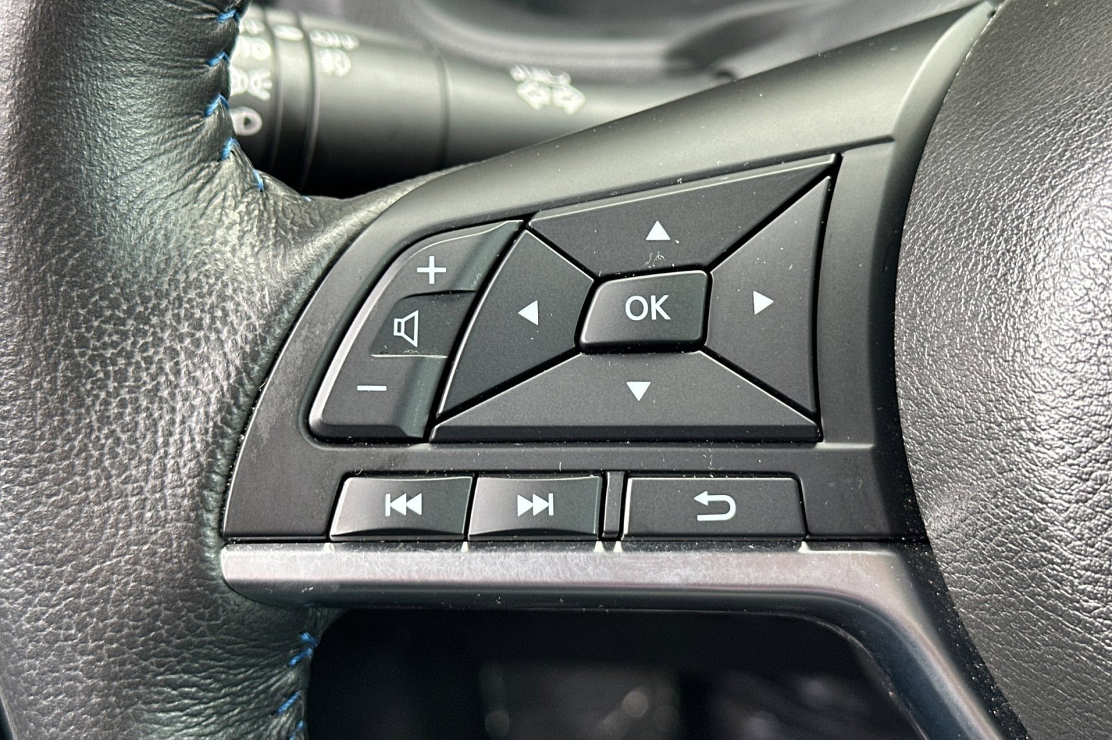 Certified 2023 Nissan Leaf SV Plus image 28