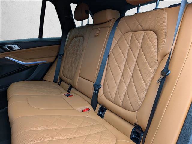 Certified 2025 BMW X5 xDrive40i w/ Parking Assistance Package image 19