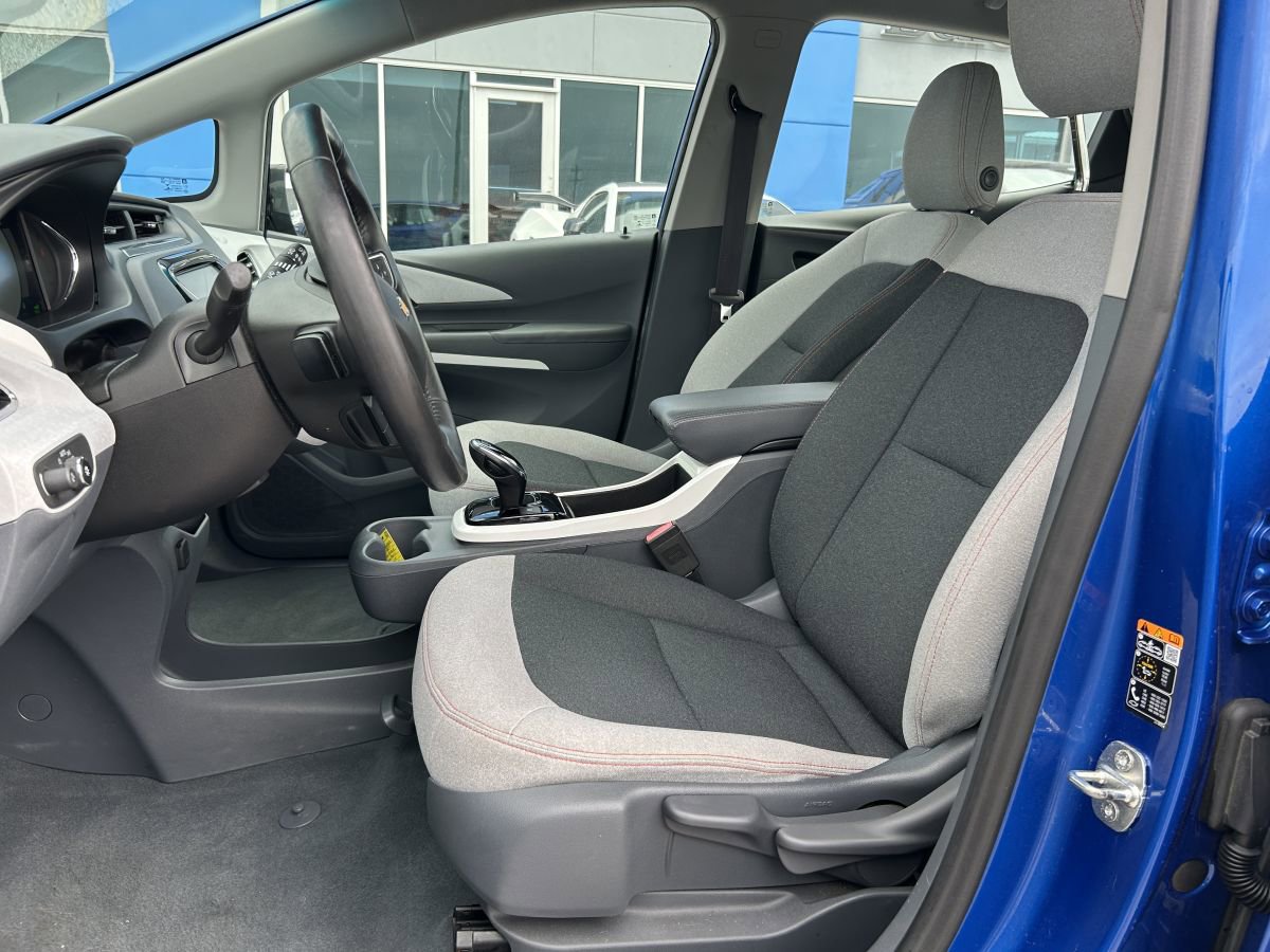 Used 2017 Chevrolet Bolt LT image 7